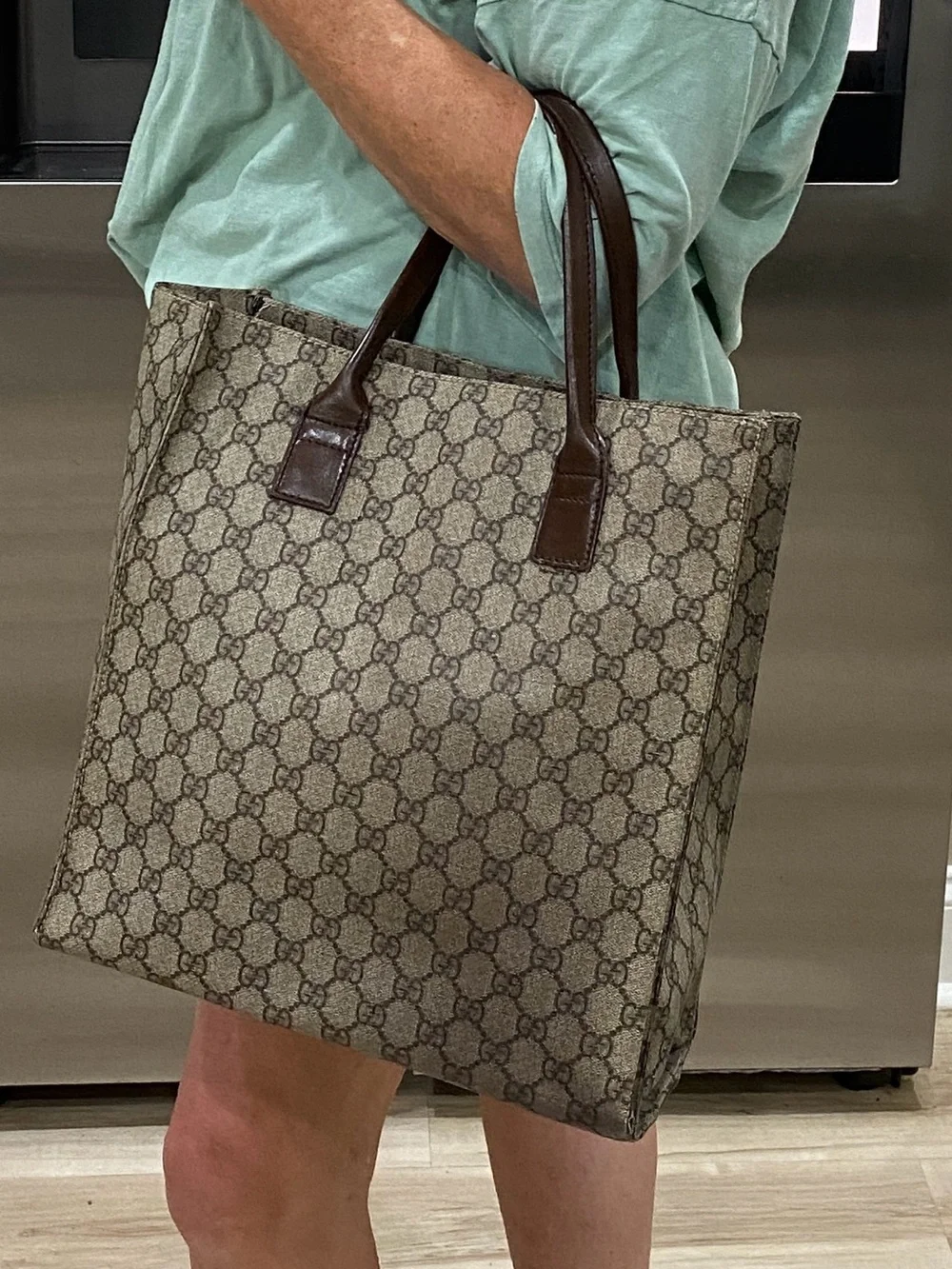Gucci GG Supreme Canvas Tote Bag